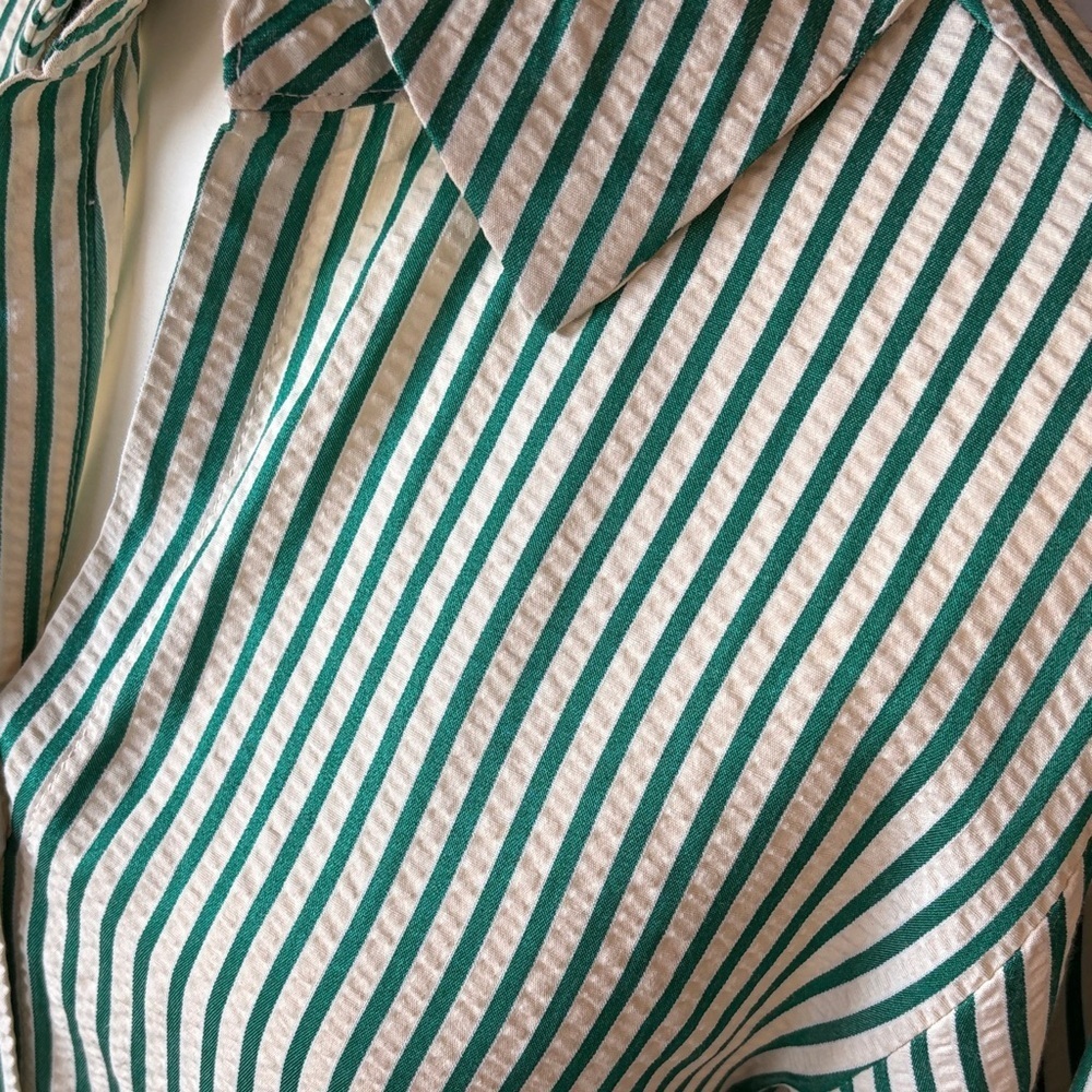 Blenca S Green and‎ Cream Striped Women's Button-Down Shirt - Picture 3 of 9